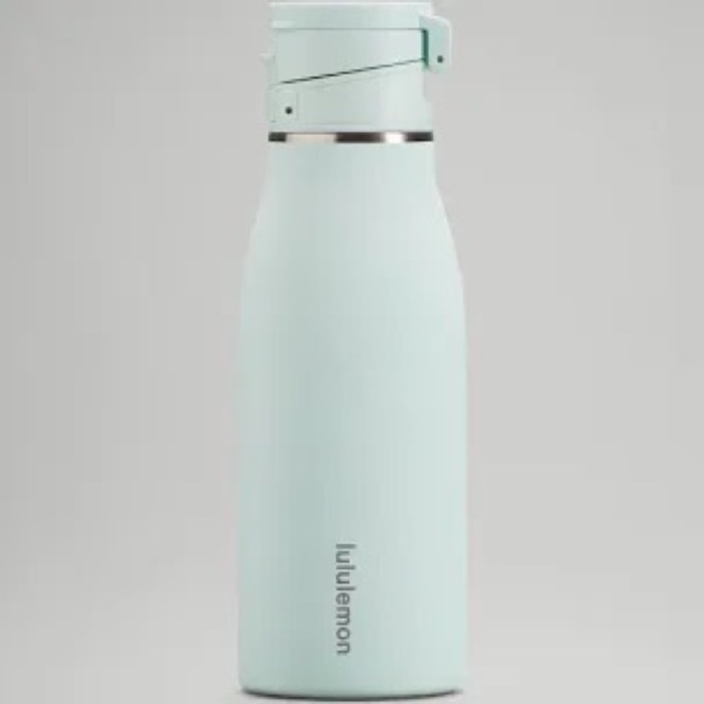 lululemon water bottle